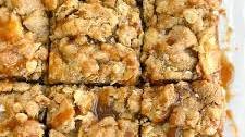 Salted Caramel Apple Pie Bars