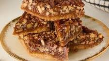 Salted Caramel Pecan Shortbread Bars