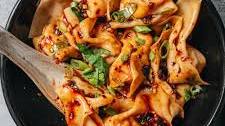 Sichuan Spicy Wonton in Chili Oil (红油抄手)