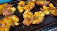 Smashed Red Potatoes With Garlic {AKA Crash Hot Potatoes}
