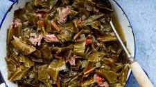 Southern Braised Collard Greens with Ham Hocks