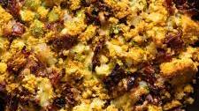 Southern-Styled Cornbread Thanksgiving Stuffing
