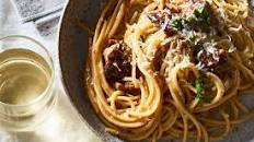 Spaghetti Aglio e Olio e Salsiccia (Spaghetti With Garlic, Olive Oil & Sausage)