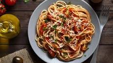 Spaghetti all'Arrabbiata (Spicy Spaghetti)