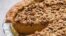 Spiced Kabocha Squash Pie With Pumpkin-Seed Crumble