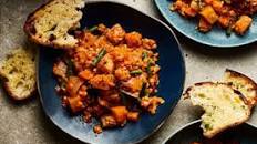 Spiced lentil casserole with shallots & root vegetables