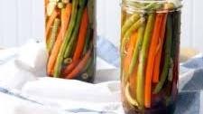 Spicy Cajun Pickled Green Beans and Carrots