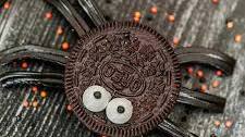Spider Oreo Cookies