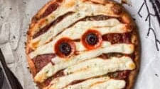 Spooky Halloween Pizza (Flatbread Mummy Pizzas)