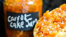 Super easy carrot jam with carrot cake spices