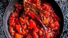 Sweet Spicy Tomato Chutney (Instant Tomato Chutney)