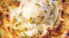 The Best Cheesy Garlic Mashed Potatoes