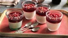 Vanilla and yoghurt panna cotta with pomegranate jelly