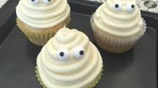 Vanilla Ghost Cupcakes