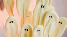 White chocolate ghosts