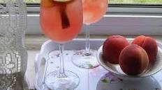 White Peach Sangria