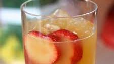 White Sangria with Peach and Ginger