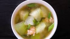 Winter Melon Soup with Shrimp (Canh Bi Dao Tom)