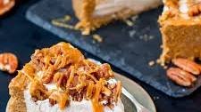 Winter Spiced Pecan Caramel Cheesecake - no bake and gluten free!