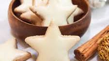 Zimtsterne - cinnamon star cookies